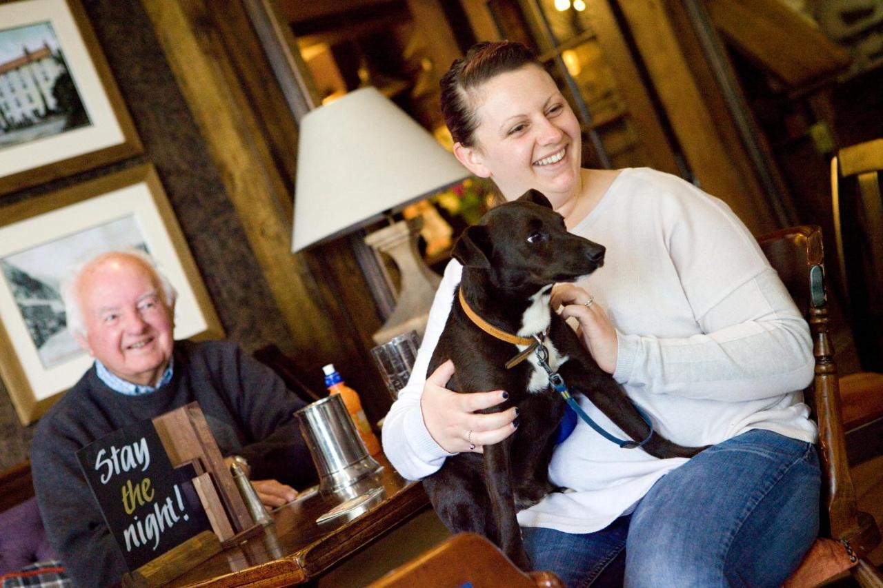 Saracens Head Hotel Beddgelert Bagian luar foto