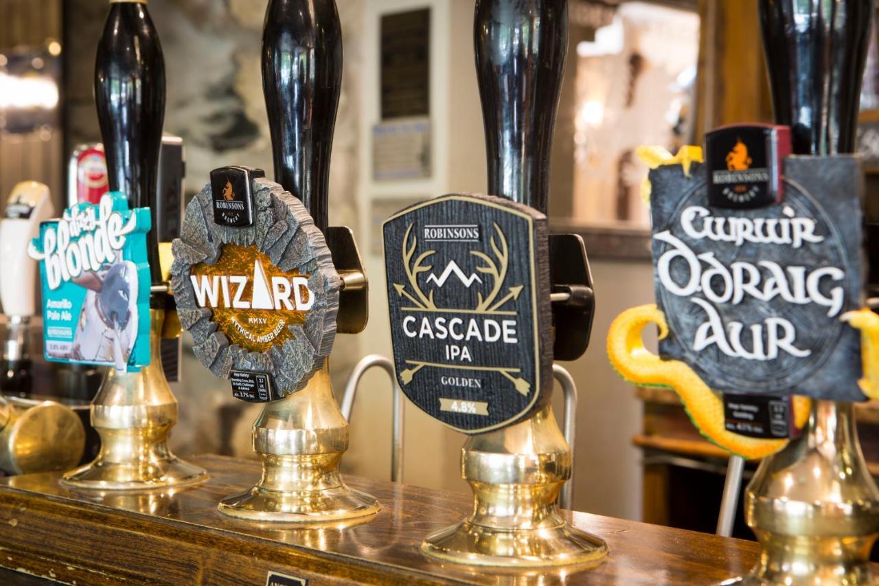 Saracens Head Hotel Beddgelert Bagian luar foto