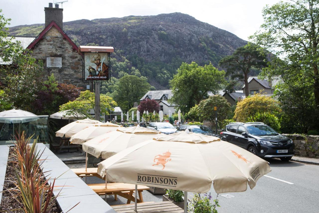 Saracens Head Hotel Beddgelert Bagian luar foto